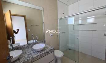 Imagem 2: Casa com 3 suítes no Condomínio Splêndido