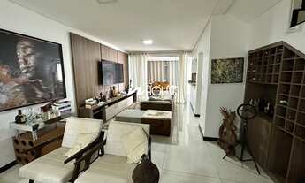 Imagem: Sobrado com 4 quartos sendo 2 suítes no