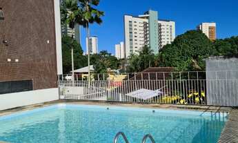 Imagem 6: Apartamento de Luxo em Casa Forte com 4 Quartos, 2 Suítes e 2 Vagas de Garagem - Edifício