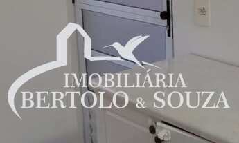 Imagem 2: 3 dormitórios, 1 suítes, 2 banheiro, 2 vagas na garagem