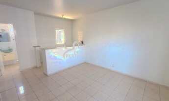 Imagem 4: 2 dormitórios, 1 banheiros, 1 vaga na garagem, 45M² de Área Construída