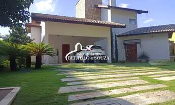 Imagem: 3 dormitórios, 1 suítes, 3 banheiro, 2