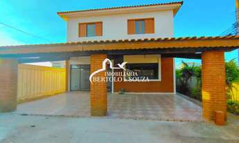 Imagem: 3 dormitórios, 2 banheiro, 2 vagas na garagem