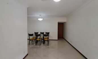 Imagem 5: Apartamento de Luxo à Venda em Vitória-ES, com 4 Quartos, 2 Suítes e 121,25 m² no Bairro J