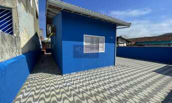 Imagem 3: Casa à venda em Itanhaém-SP, no bairro Loty, 2 quartos, 2 salas, 2 banheiros, 2 vagas, 45