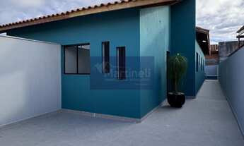 Imagem 2: Oportunidade Única: Casa à Venda em Itanhaém-SP, Jardim Jamaica - 2 Quartos, 1 Suíte, 1 Va