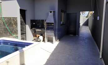 Imagem: Casa à venda em Itanhaém-SP, bairro Savoy