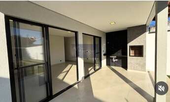 Imagem 3: Casa à venda em Itanhaém-SP, no bairro Cibratel 2: 3 quartos, 1 suíte, 3 vagas de garagem