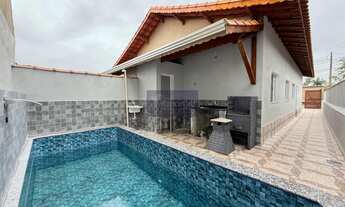 Imagem 2: Casa à venda em Itanhaém-SP, Balneário Jardim Leonor: 2 quartos, 2 vagas de garagem, 60m²