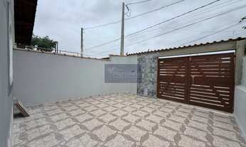 Imagem 4: Casa à venda em Itanhaém-SP, Balneário Jardim Leonor: 2 quartos, 2 vagas de garagem, 60m²