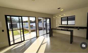 Imagem 4: Casa à venda em Itanhaém-SP, no bairro Cibratel 2: 3 quartos, 1 suíte, 3 vagas de garagem