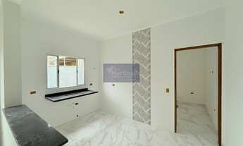 Imagem 7: Casa à venda em Itanhaém-SP, Balneário Jardim Leonor: 2 quartos, 2 vagas de garagem, 60m²