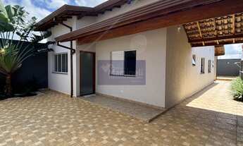 Imagem 2: Casa à venda em Itanhaém-SP, bairro Gaivota: 3 quartos, 1 suíte, 3 banheiros, 127m². Área