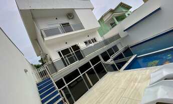 Imagem: Imperdível casa em condomínio com 5 quartos