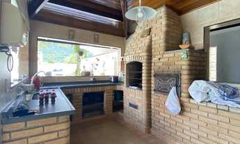 Imagem 6: Luxuosa mansão à venda no Centro de Peruíbe-SP: 5 quartos, 5 suítes, 2 salas, 7 banheiros