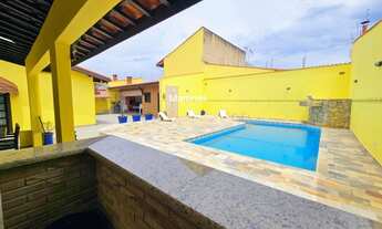 Imagem 2: Casa de Luxo à Venda em Suarão, Itanhaém-SP: 6 Quartos, 2 Suítes, 2 Salas, 3 Vagas, 103,40