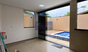 Imagem 7: Imperdível oportunidade de adquirir casa em Suarão, Itanhaém-SP, com 3 quartos, 3 suítes