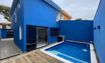 Imagem 3: Imperdível casa à venda em Suarão, Itanhaém-SP: 3 quartos, 3 suítes, 2 salas, 4 banheiros