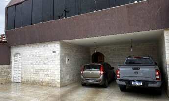 Imagem: Casa à venda em localização privilegiada