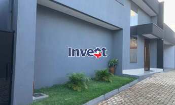 Imagem 2: Casa Moderna, Dentro de Condomínio, 3 Quartos, Churrasqueira, Ótima Localização no Conjunt