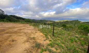 Imagem 4: Chácara com 5.000m² à Venda em Todos os Santos, Guarapari/ES - Vista Panorâmica e Casa em