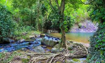 Imagem: Chácara com 10 suítes, piscina, campo