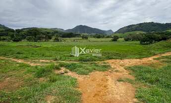 Imagem 4: Terreno com 11,6 ha em Anchieta/ES, topografia mista, nascente, pasto e acesso asfaltado