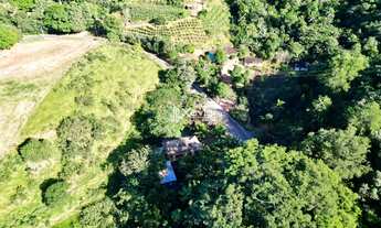 Imagem 3: Sítio à Venda em Cachoeira Alta - Alfredo Chaves/ES com 12 ha, Lagoa, Casa Rústica e Água