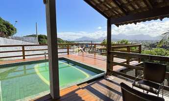 Imagem 3: Casa com Vista para o Mar à Venda em Setiba, Guarapari/ES - 2 Quartos, Piscina e Kitnet Cl