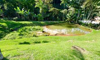 Imagem 3: Chácara com 2 Chalés e Riacho à Venda em Pau D Óleo, Guarapari/ES - 8.036 m² de Natureza e