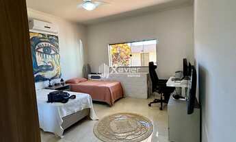 Imagem 7: Casa duplex alto padrão com 3 suítes, 3 salas e 4 vagas na Praia do Morro, Guarapari-ES