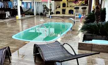 Imagem: Bela casa de 3 quartos com piscina e área