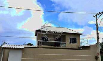 Imagem: Bela casa de 2 quartos com piscina e área