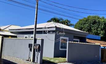 Imagem: Bela casa de 2 quartos com piscina e área