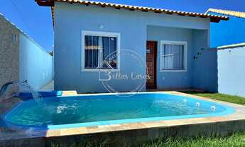 Imagem: Bela casa de 2 quartos com piscina e área