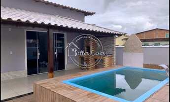 Imagem: Bela casa de 2 quartos com piscina e área