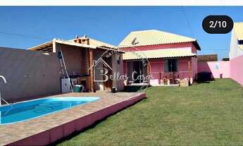 Imagem: Bela casa de 2 quartos com piscina e área