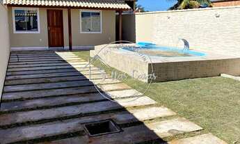 Imagem: Bela casa de 2 quartos com piscina e área