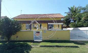 Imagem: Bela casa a venda de 2 quartos com quintal