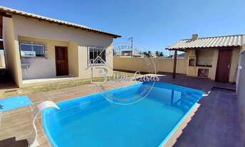 Imagem: Bela casa de 2 quartos com piscina e área