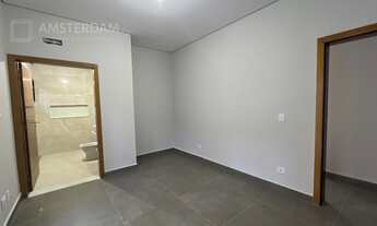 Imagem 3: Casa de Alto Padrão no Maitinga em Condomínio Fechado, 4 suítes com piscina privativa