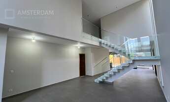 Imagem 5: Casa de Alto Padrão no Maitinga em Condomínio Fechado, 4 suítes com piscina privativa