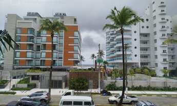 Imagem 5: Apartamento na Riviera com varanda gourmet envidraçada com vista para o mar