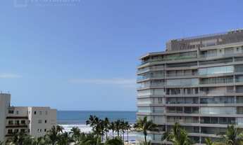 Imagem 2: Apartamento de Luxo à Venda na Riviera - 4 Quartos, 4 Suítes, 6 Banheiros, 3 Vagas de Gara