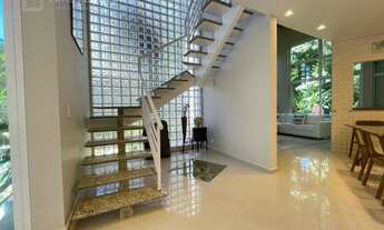 Imagem 4: Casa de alto padrão na Riviera, 5 suítes, 7 banheiros, 434,00m² de pura elegância e confor