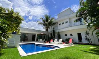 Imagem: CASA À VENDA EM CONDOMÍNIO FECHADO COM