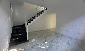 Imagem: Casa de condomínio Triplex Novo à venda