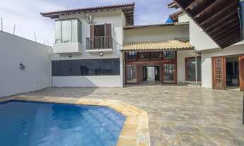 Imagem 7: Imperdível Casa à Venda em Praia Grande-SP, Canto do Forte: 5 Quartos, 5 Suítes, 2 Salas