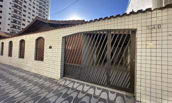 Imagem: Casa isolada à venda na Aviação, Praia