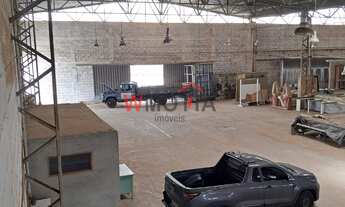 Imagem 7: Galpão Comercial de Alto Padrão na Vila Cecília - Mogi das Cruzes-SP: 3 Salas, 14 Banheiro